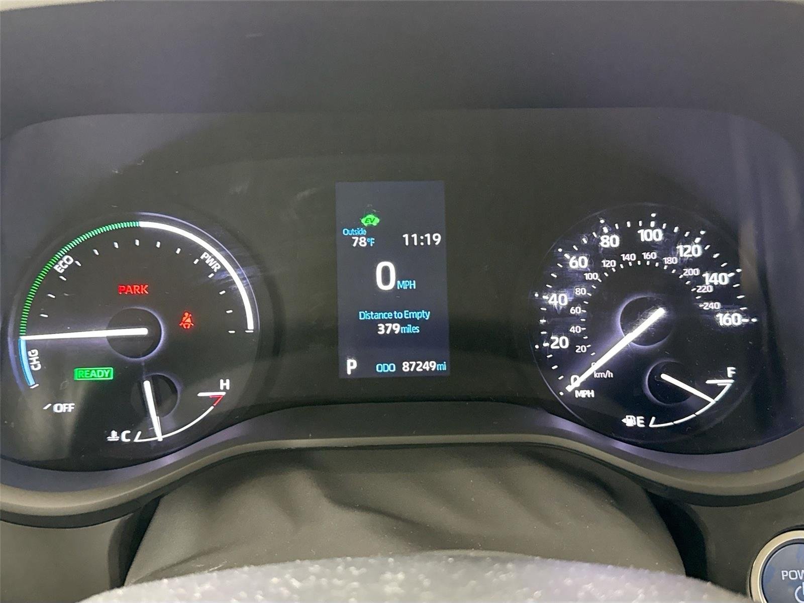 Used 2022 Midnight Black Metallic Toyota LE image 18