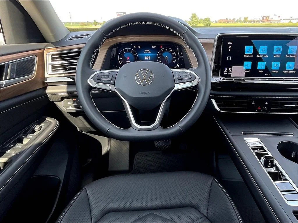 New 2026 Black Volkswagen SE image 10