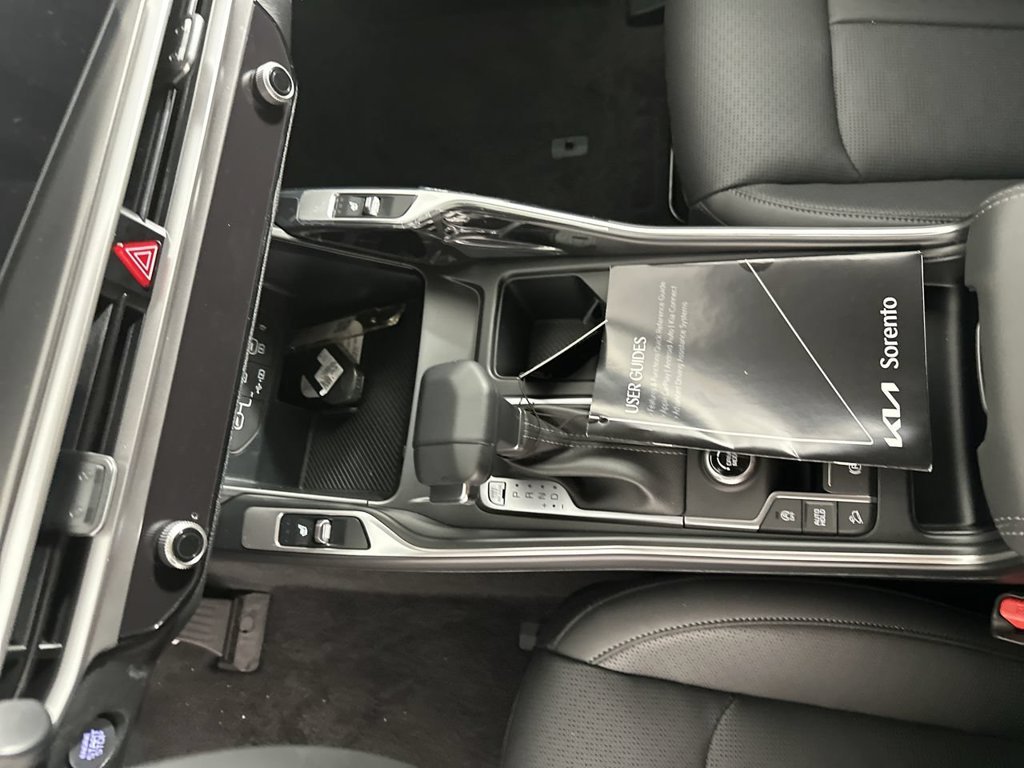 New 2026 Ivory Silver Kia S image 9