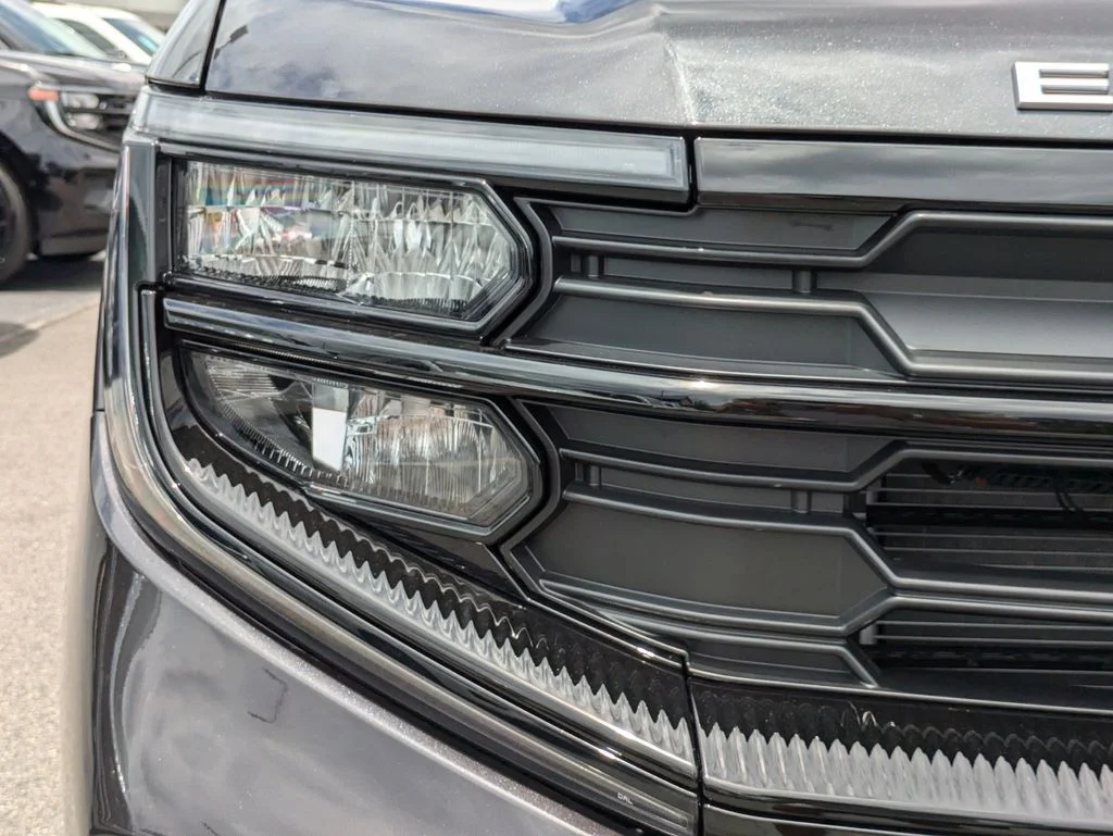 New 2026 Dark Matter Gray Metallic Ford Active image 10