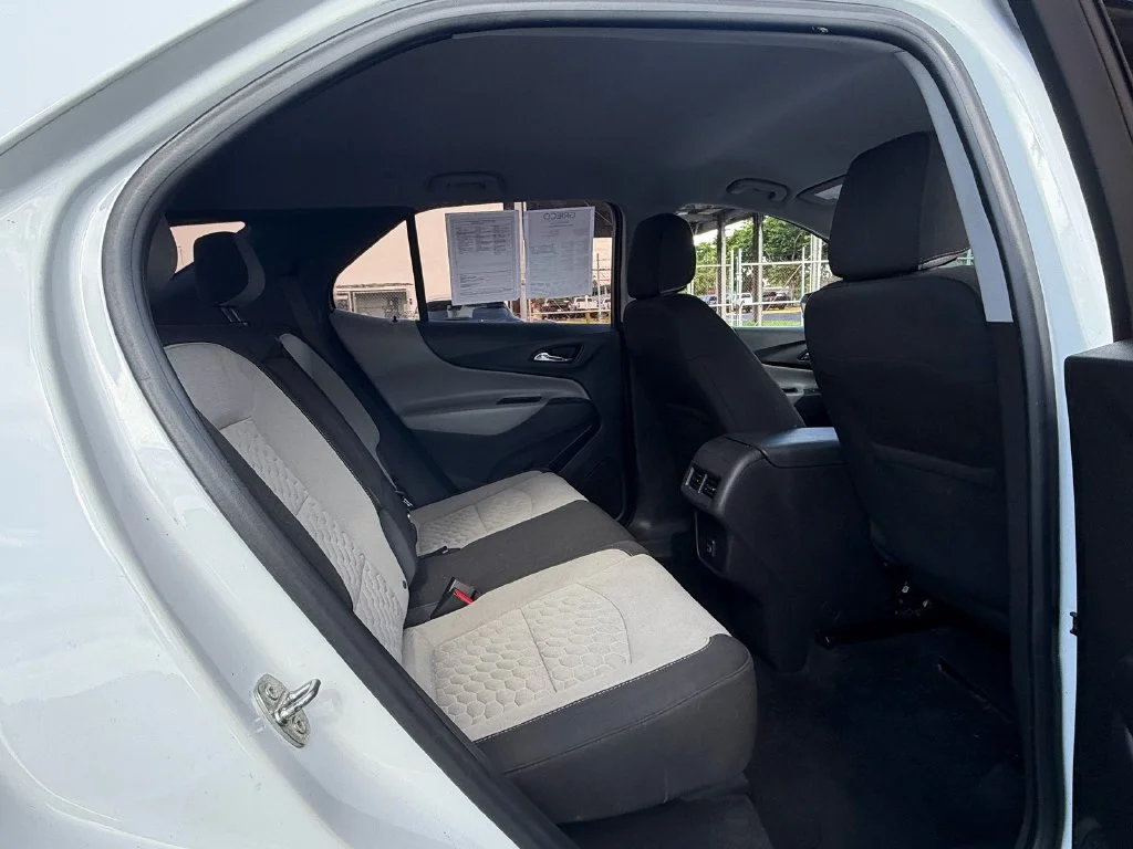 Used 2021 White Chevrolet LS image 14