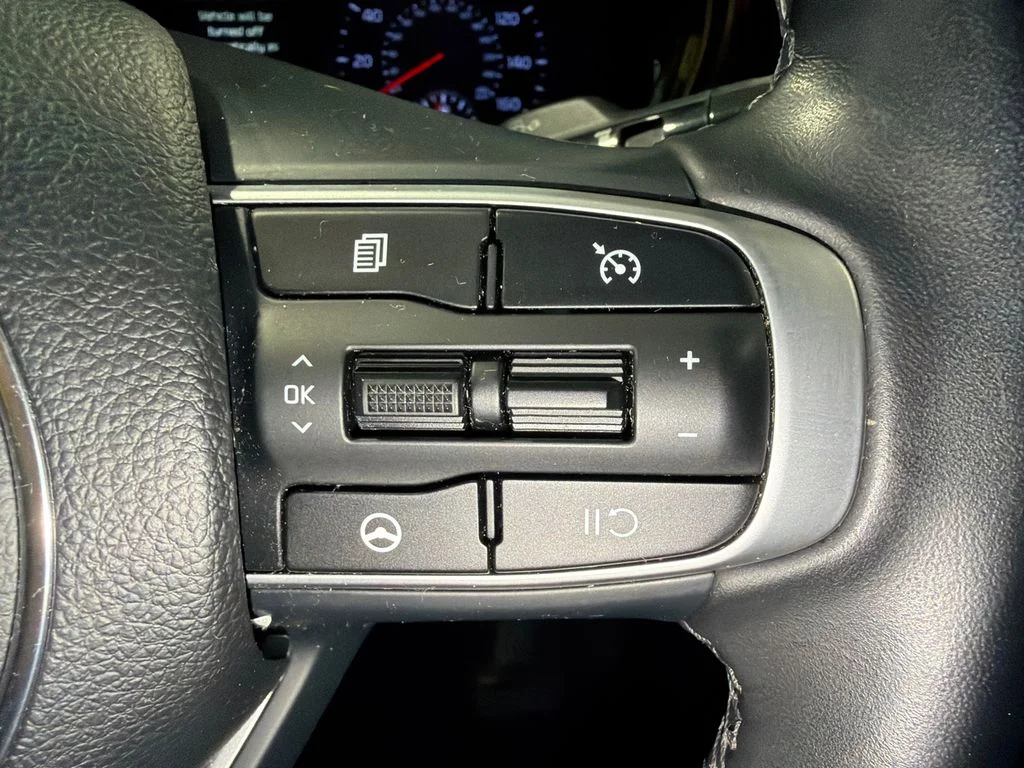 Used 2024 Sapphire Blue Kia GT-Line image 26