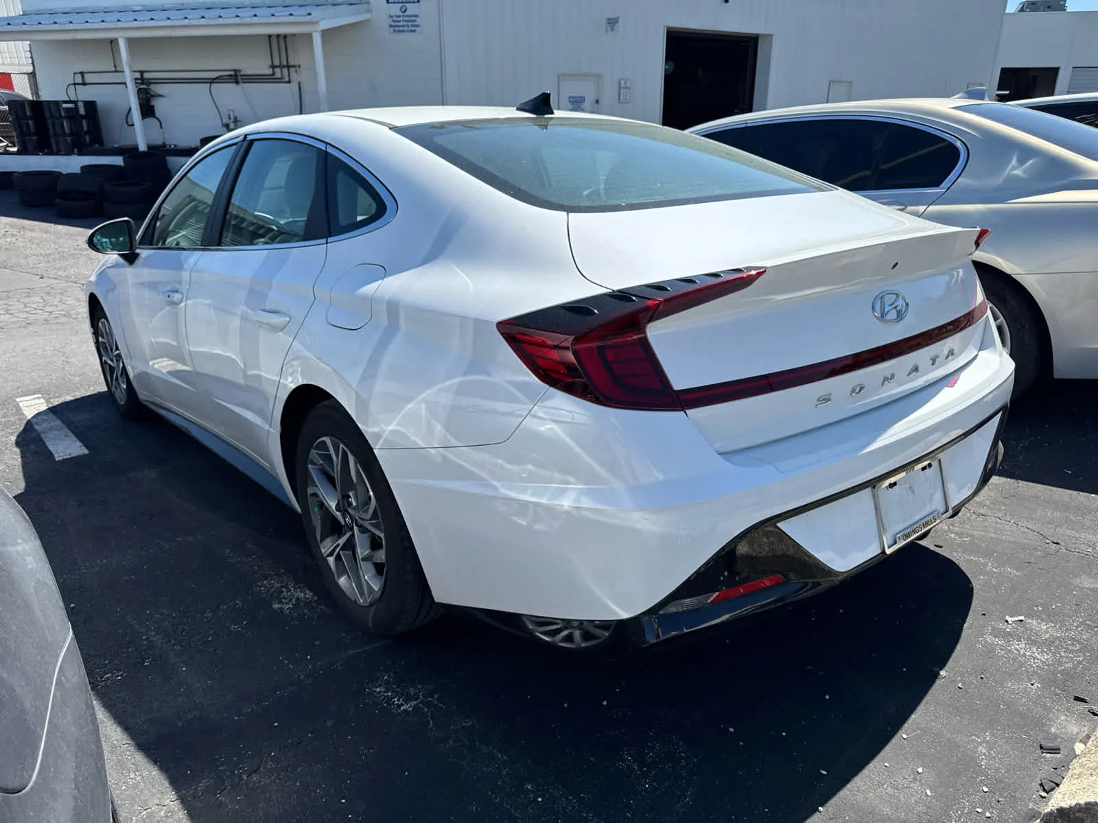 Used 2023 Serenity White Hyundai SEL image 8