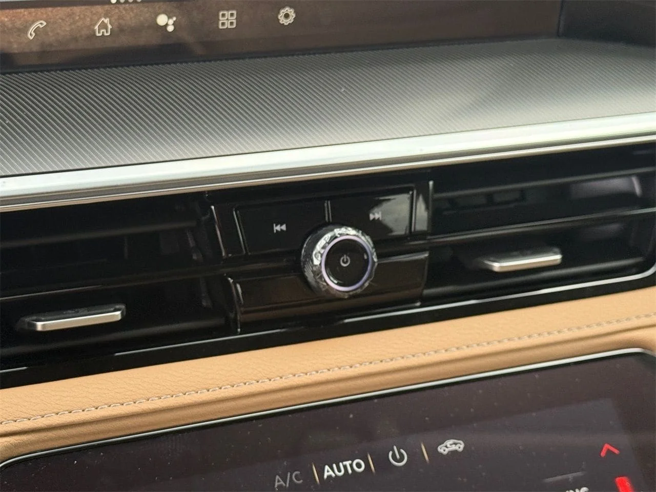 New 2026 ANTHRACITE GRAY INFINITI Luxe 4WD image 21