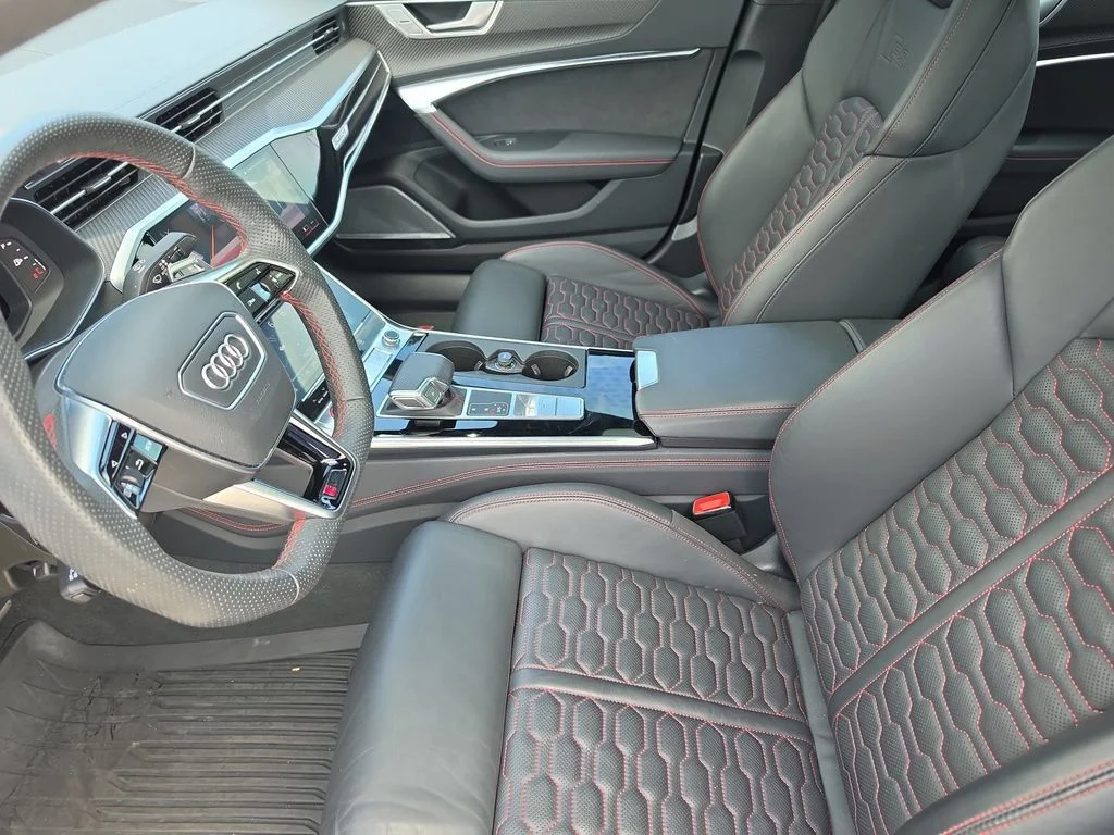Used 2025 Mythos Black Metallic Audi 4.0T image 19