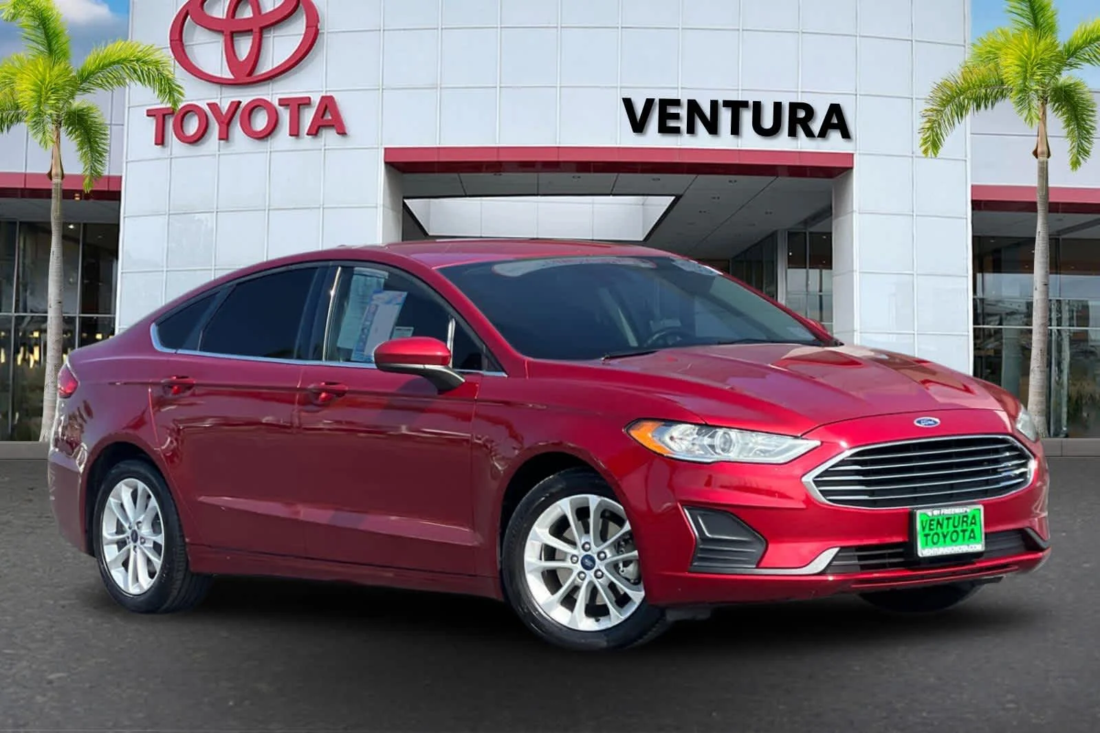 Used 2019 Ford Fusion SE with VIN 3FA6P0HD2KR135244 for sale in Ventura, CA