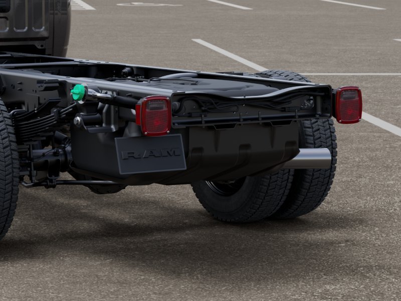 New 2025 Granite Crystal Metallic Clearcoat RAM Tradesman image 42