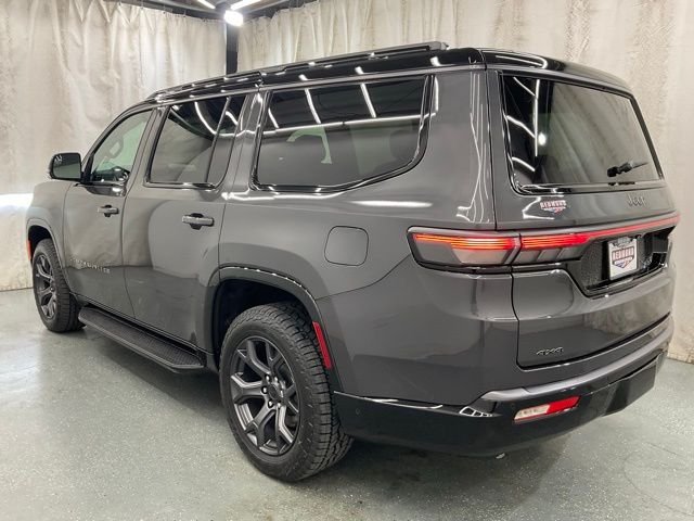New 2026 Baltic-Gray Metallic Clear-Coat Exterior Paint Jeep Upland image 5
