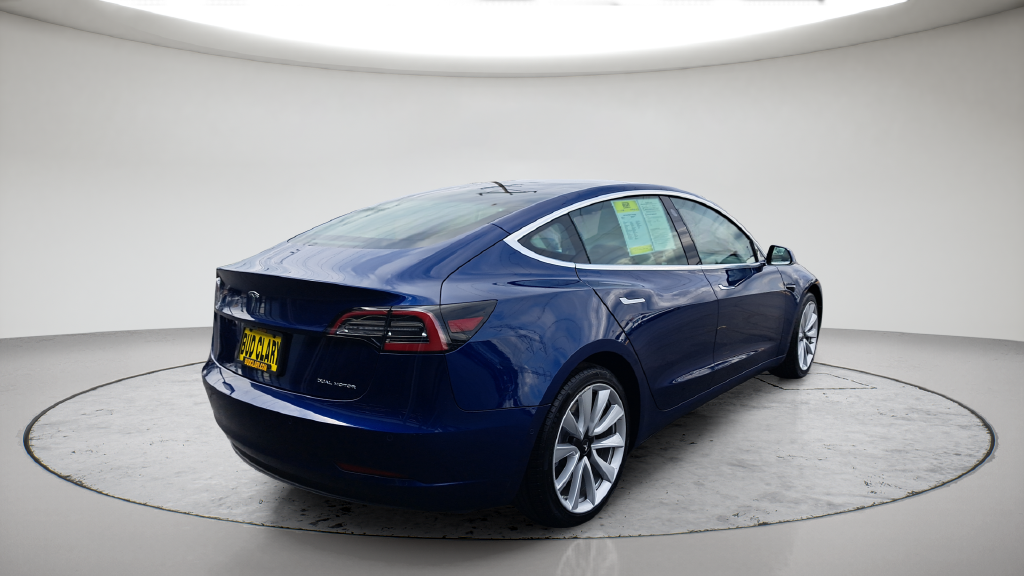 Used 2020 Blue Tesla Long Range image 5