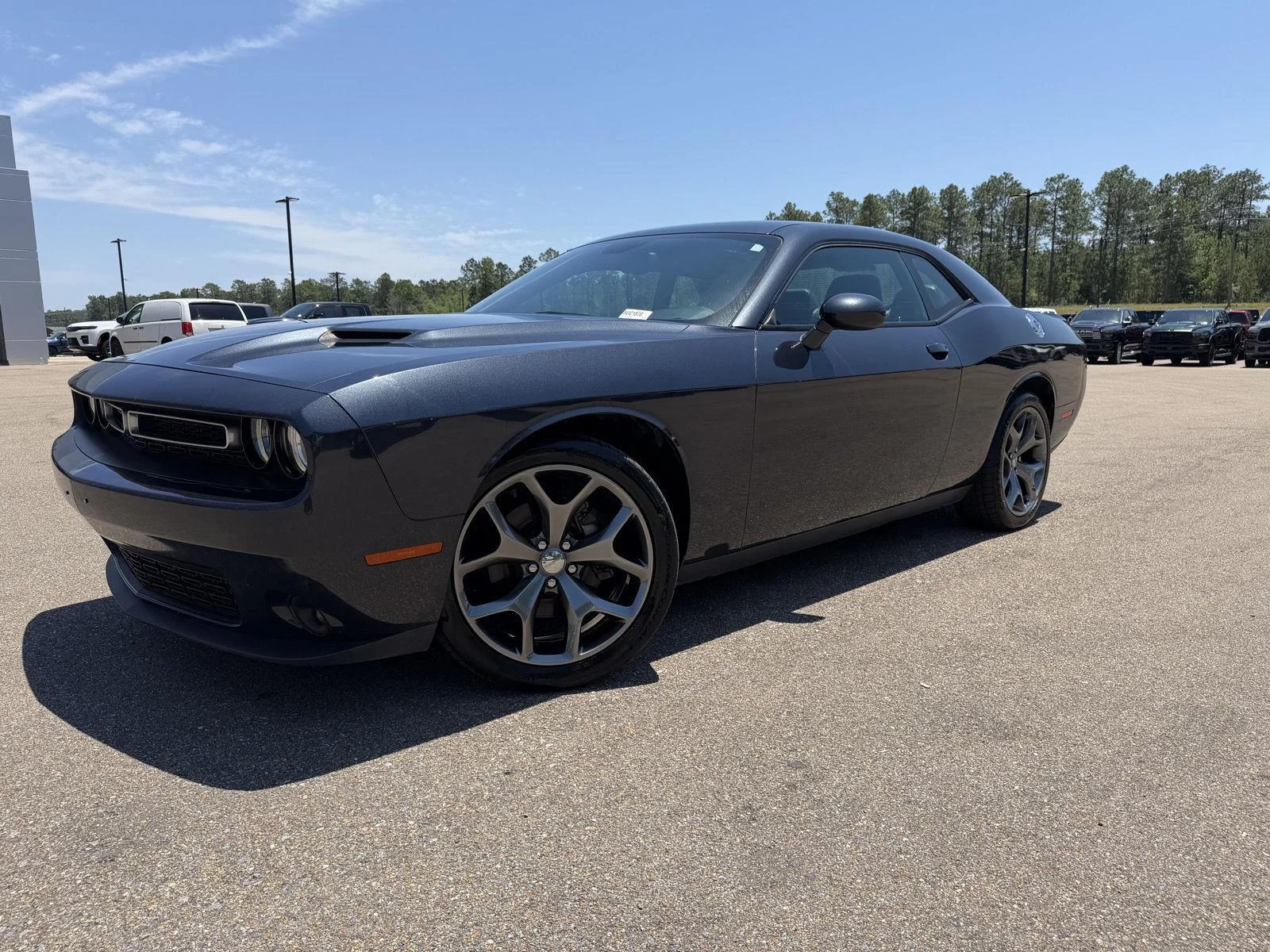 2016 Dodge Challenger SXT Plus's photo