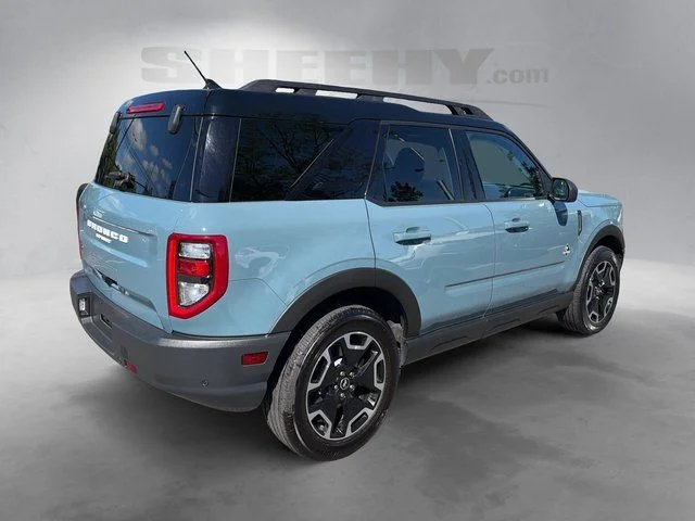 Used 2022  Ford Outer Banks image 10