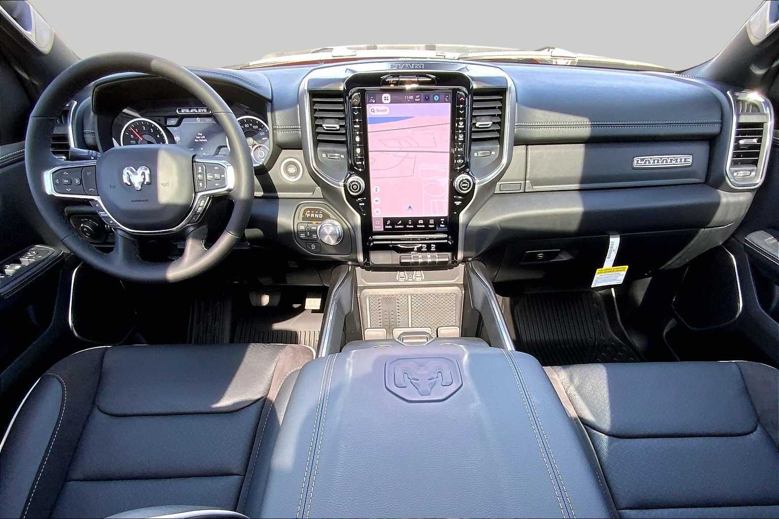 New 2026 Molten Red Pearl-Coat Exterior Paint RAM Laramie image 12