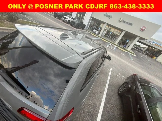 Used 2020 Gray Jeep Altitude image 3