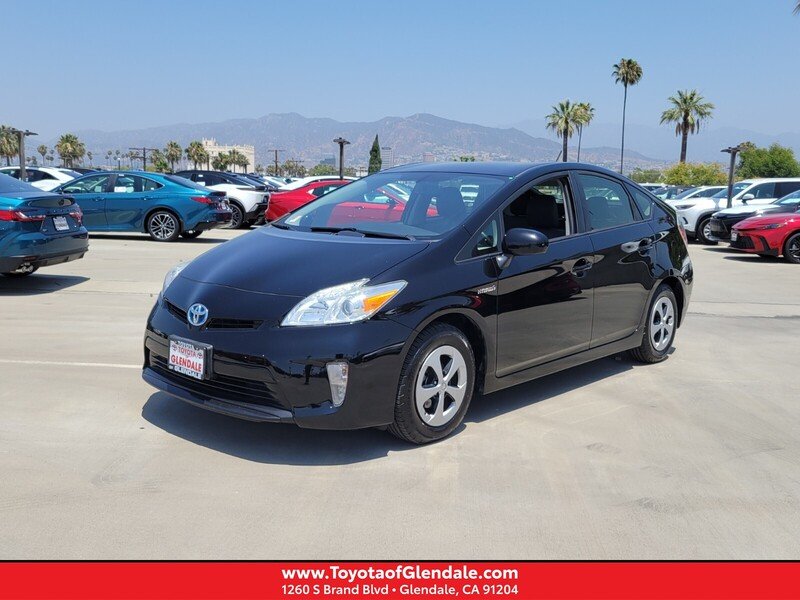 2015 Toyota Prius's photo