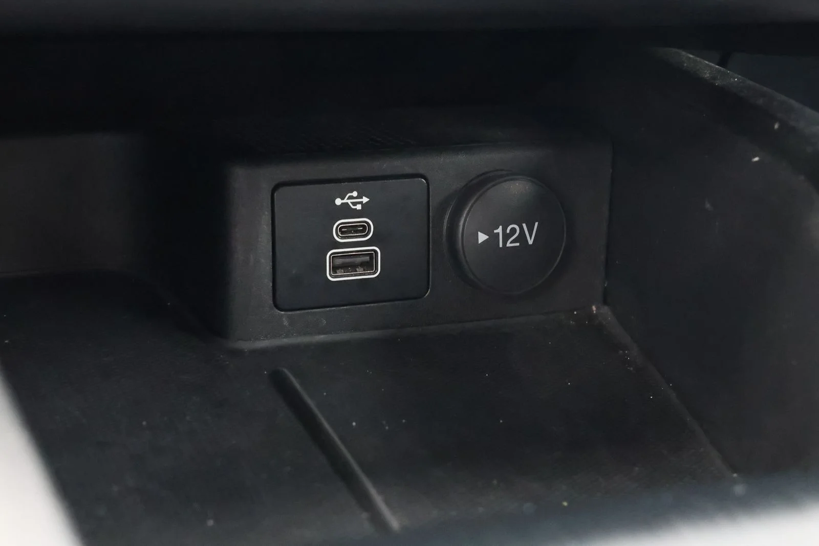Used 2024 Gray Ford ST-Line image 22