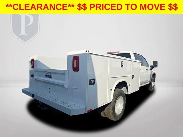 New 2026 Summit White Chevrolet Work Truck image 5