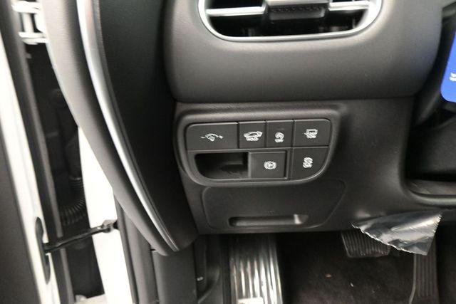 New 2026 White Hyundai SEL AWD image 16