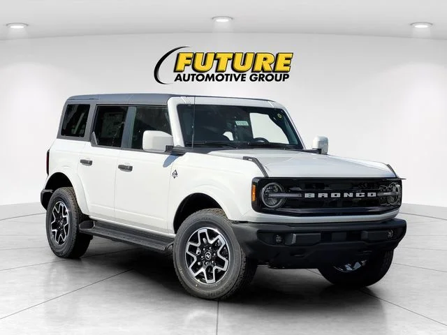 2026 Ford Bronco Outer Banks 4x4's photo