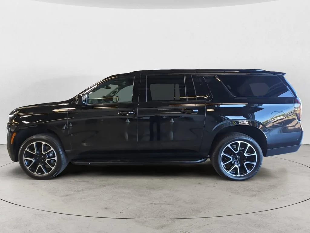 Used 2025 Black Chevrolet RST image 12