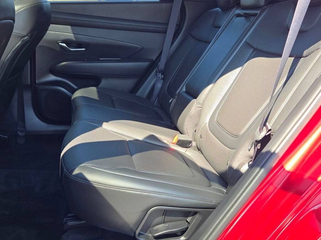 Certified Used 2025 Red Hyundai SEL Convenience image 17