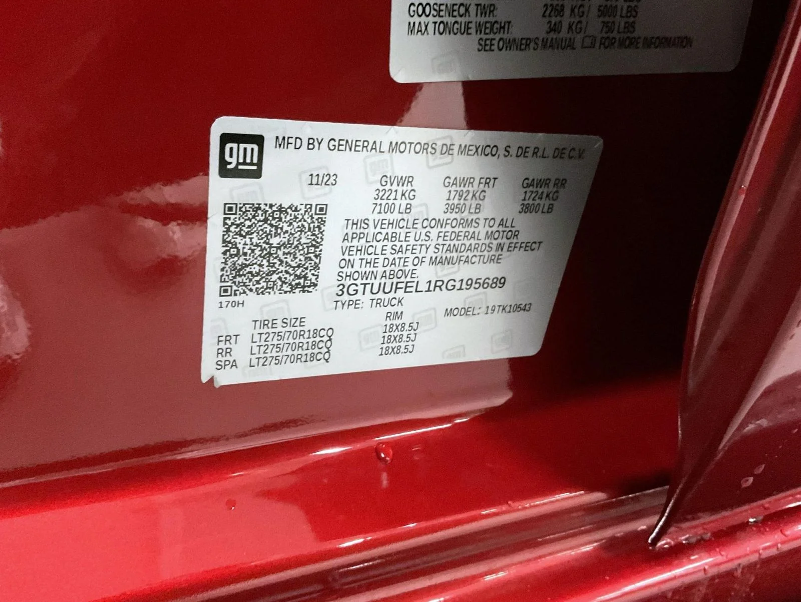 Used 2024 Red GMC AT4X image 25