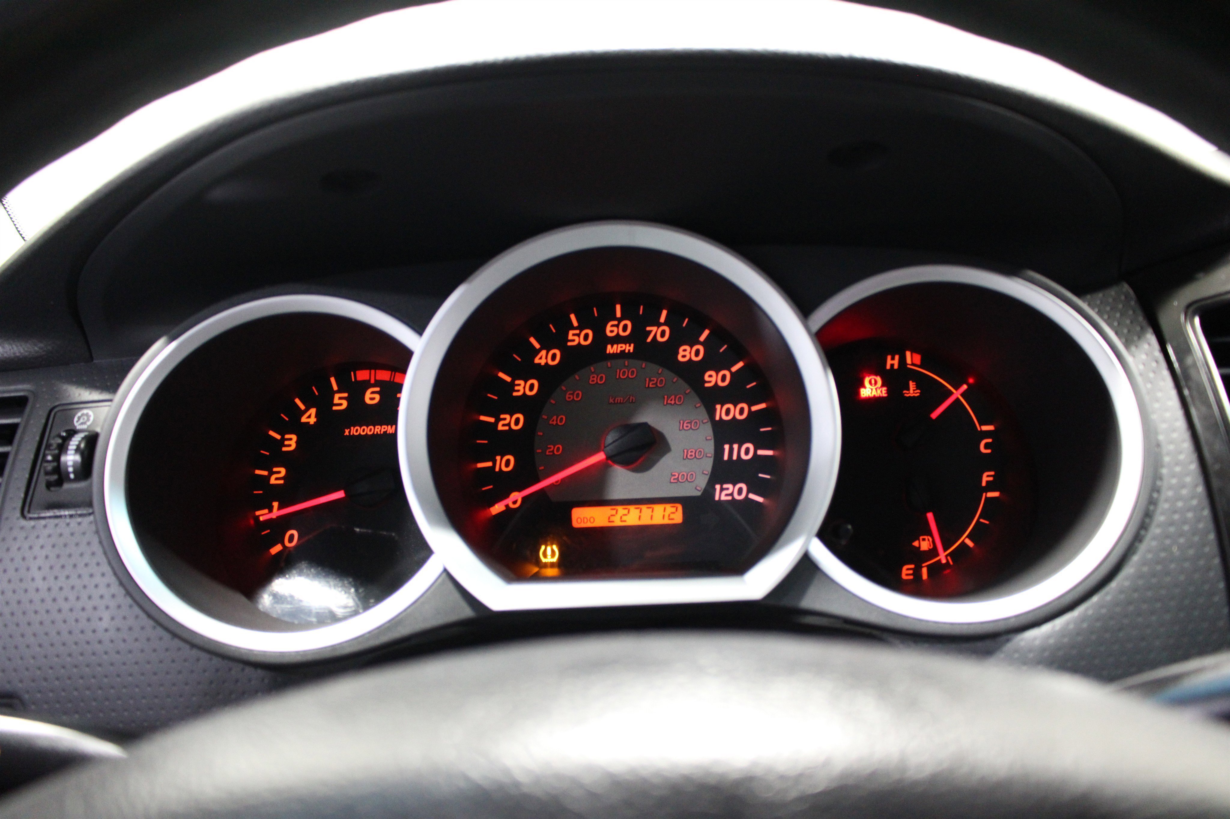 Used 2007  Toyota Base image 9