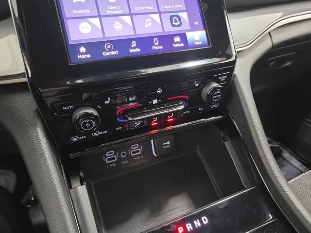 Used 2023 White Jeep Altitude X image 24