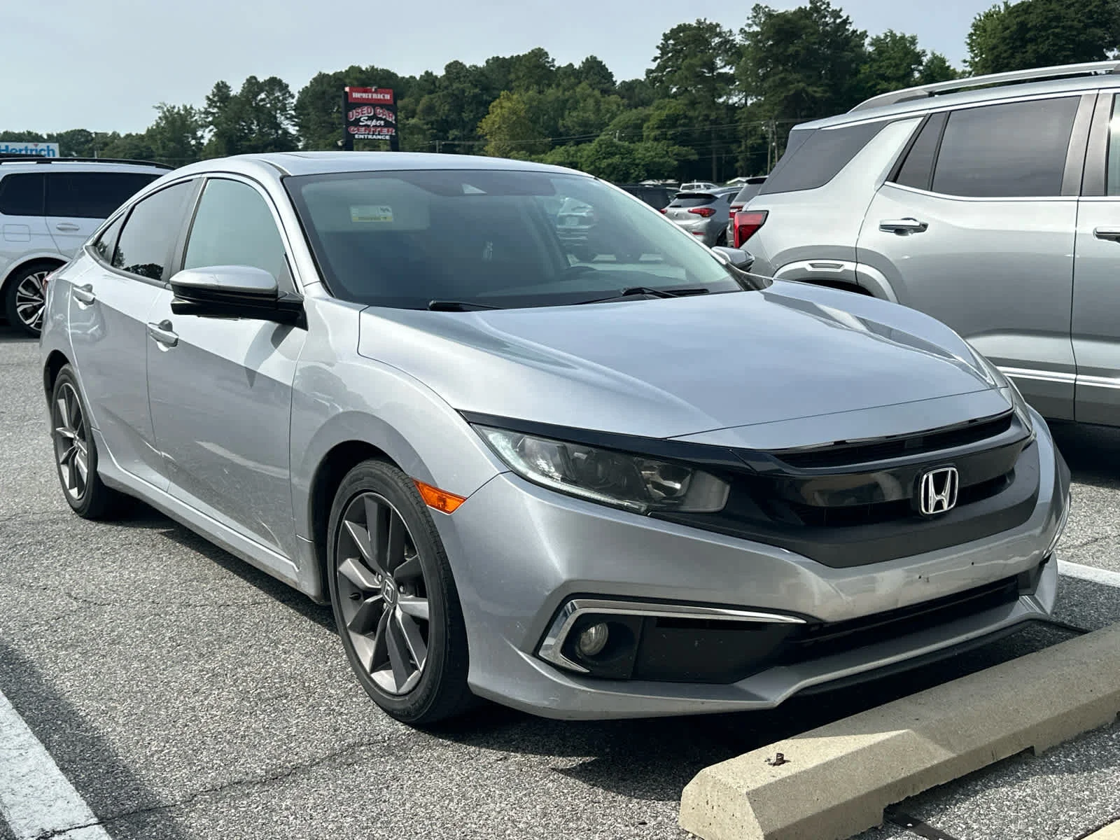 Used 2019 Lunar Silver Metallic Honda EX image 2
