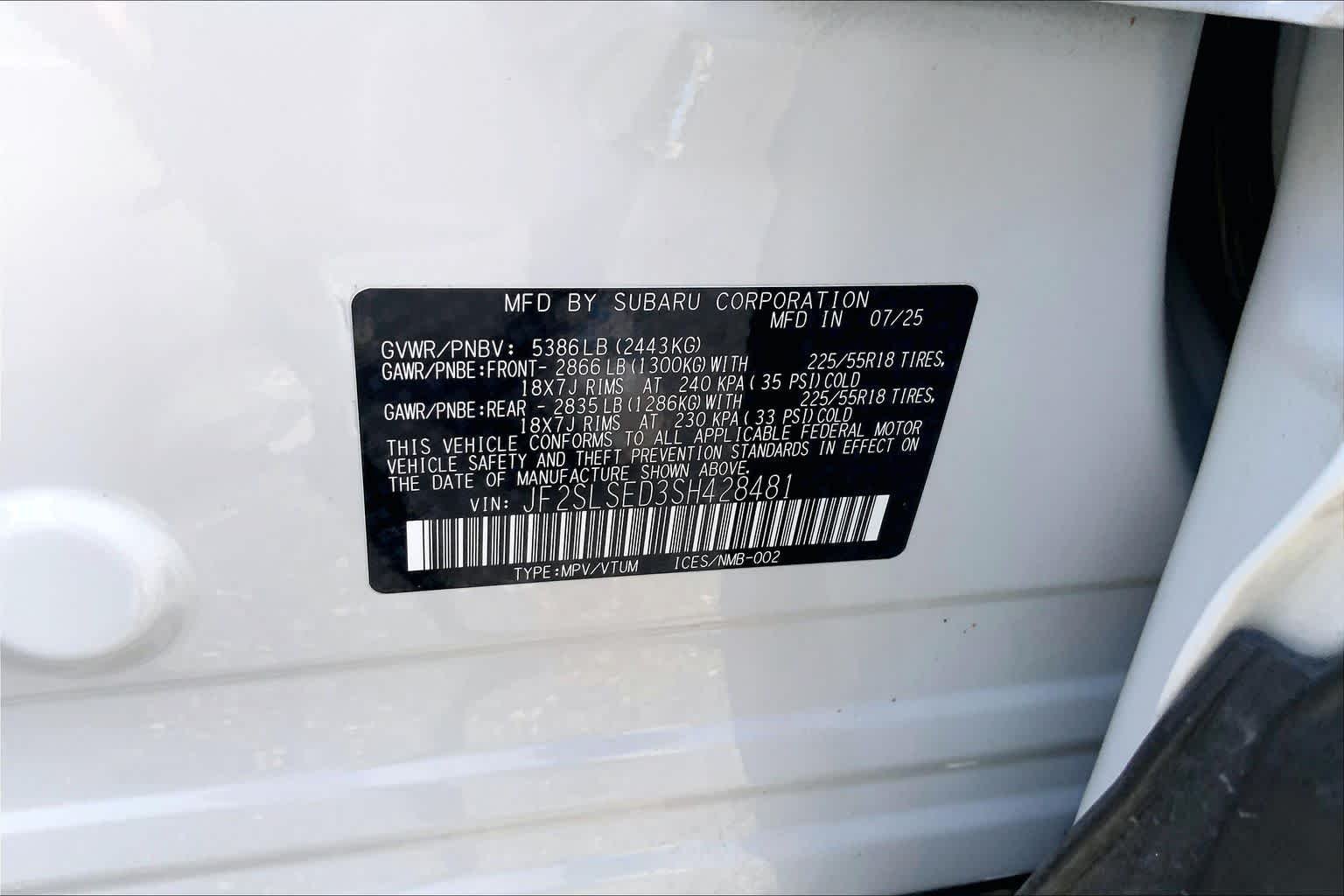 Used 2025 Crystal White Pearl Subaru Premium Hybrid image 31