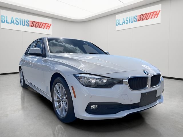 2017 BMW 3 Series 320i