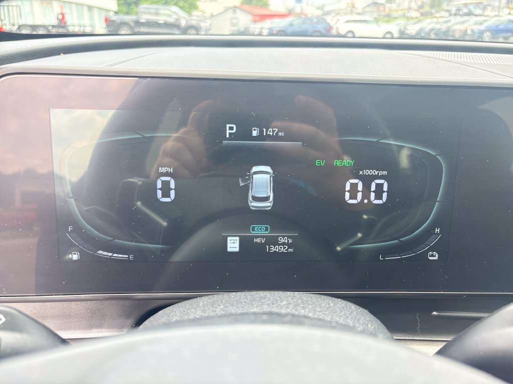 Used 2024 Blue Kia X-Line image 18