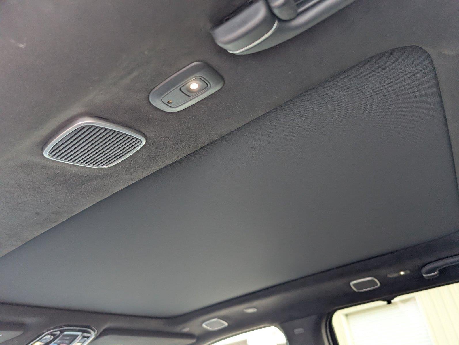 Used 2024 Baltic Gray Metallic Clearcoat Jeep Series II image 31
