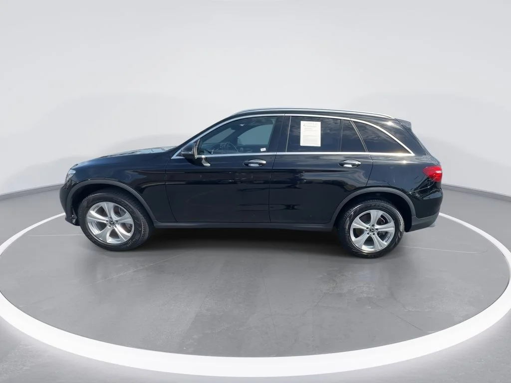 Used 2018 Black Mercedes-Benz GLC 300 image 5