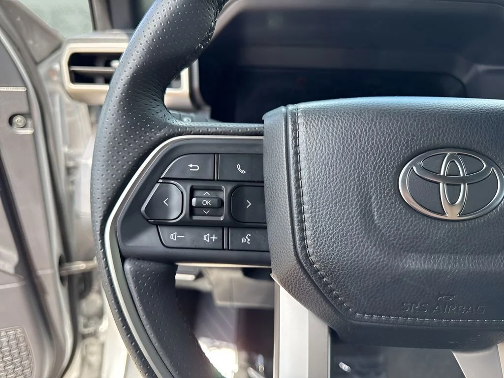 Used 2025 Silver Toyota SR5 image 15
