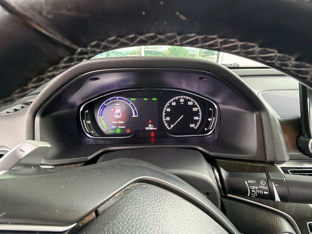 Used 2020 Silver Honda Touring image 12