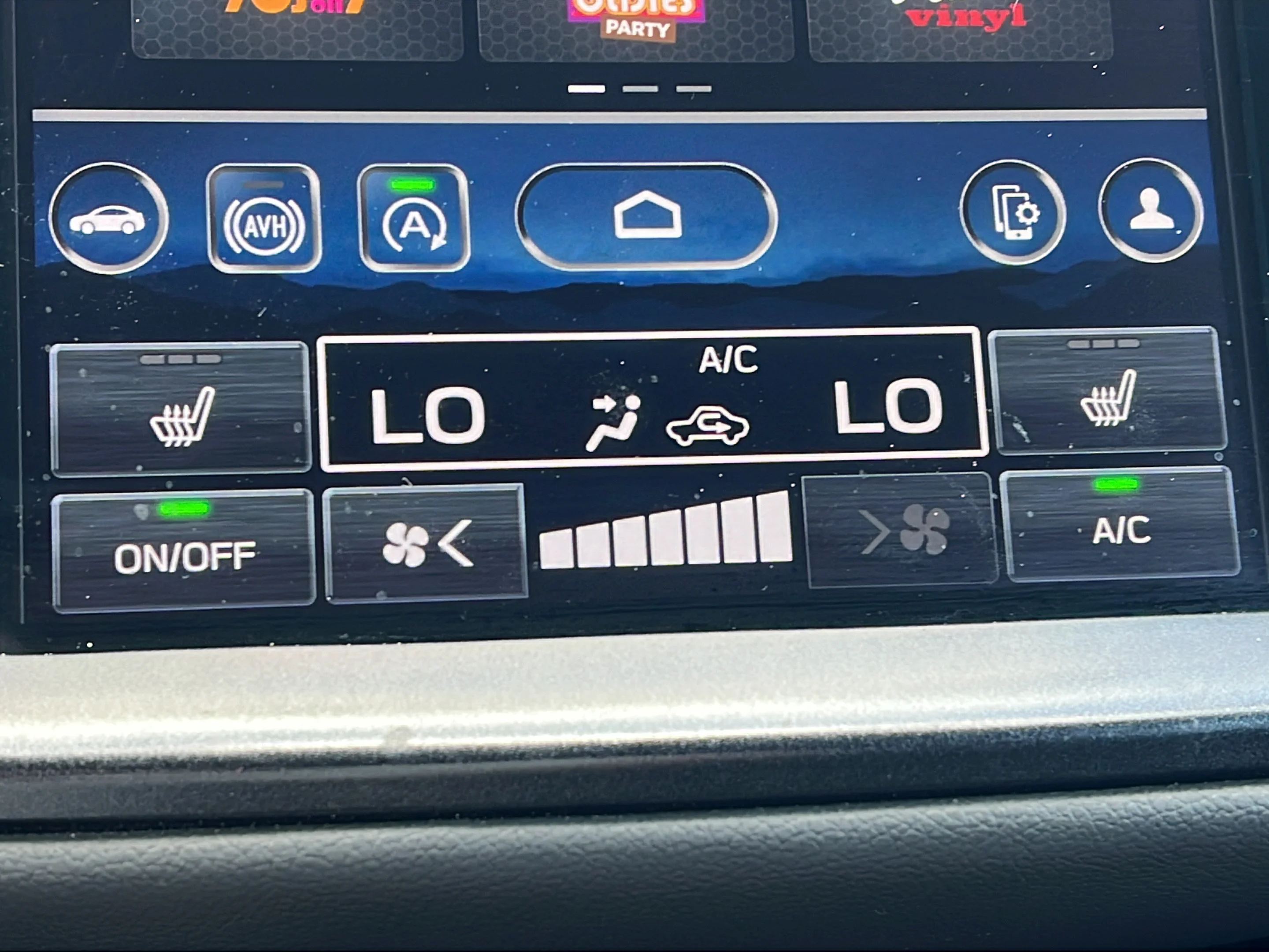 Used 2025 Geyser Blue Subaru Wilderness image 18