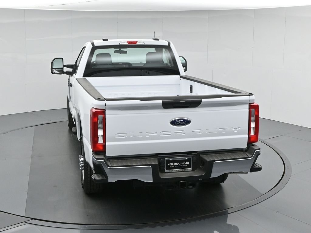 New 2026 Oxford White Ford XL image 36