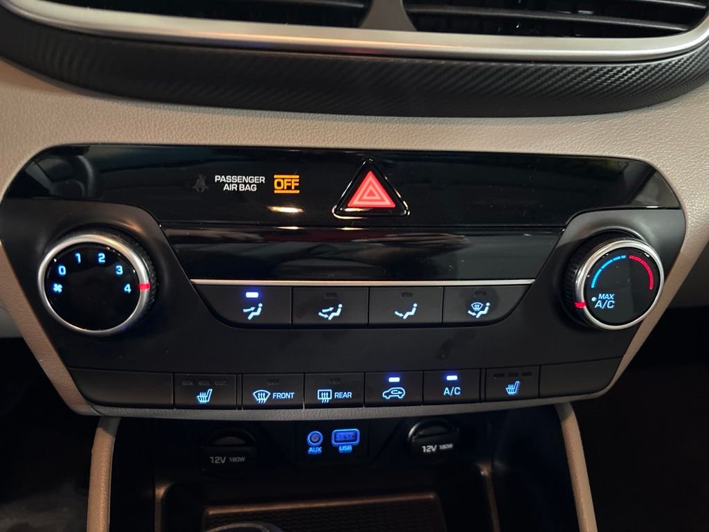 Used 2020 Silver Hyundai Value image 18
