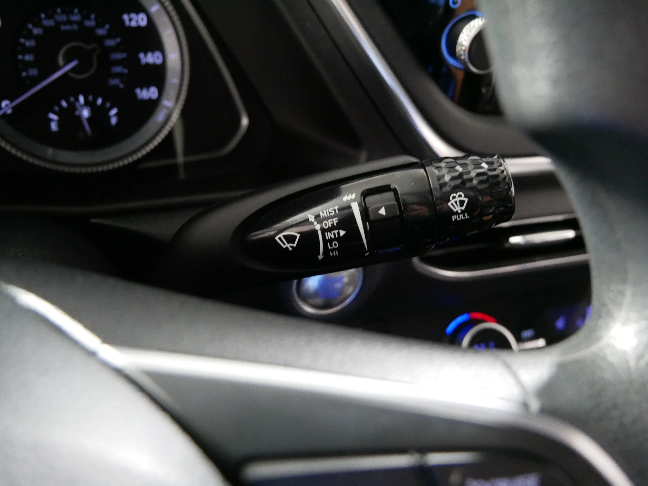 Used 2023 Portofino Gray Hyundai SEL image 31