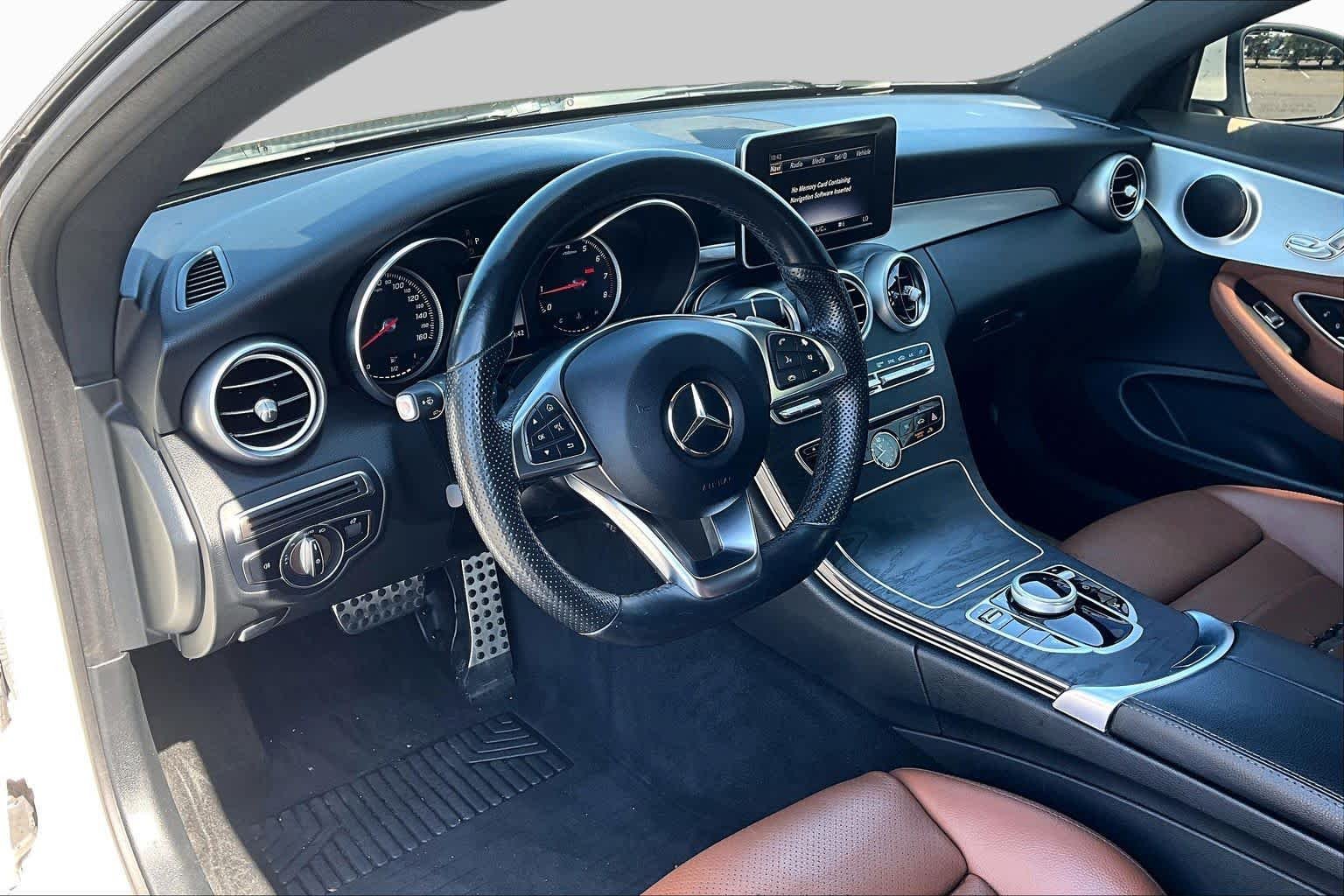 Used 2018 Polar White Mercedes-Benz C 300 image 18