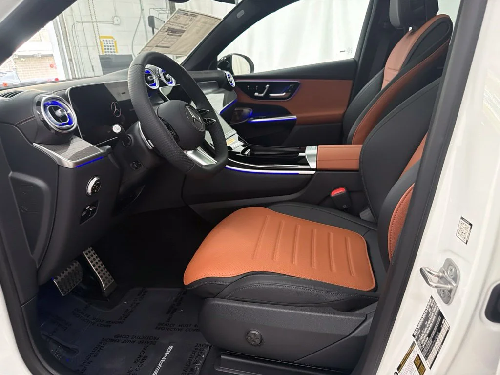 New 2027 White Mercedes-Benz GLC 300 Coupe image 12