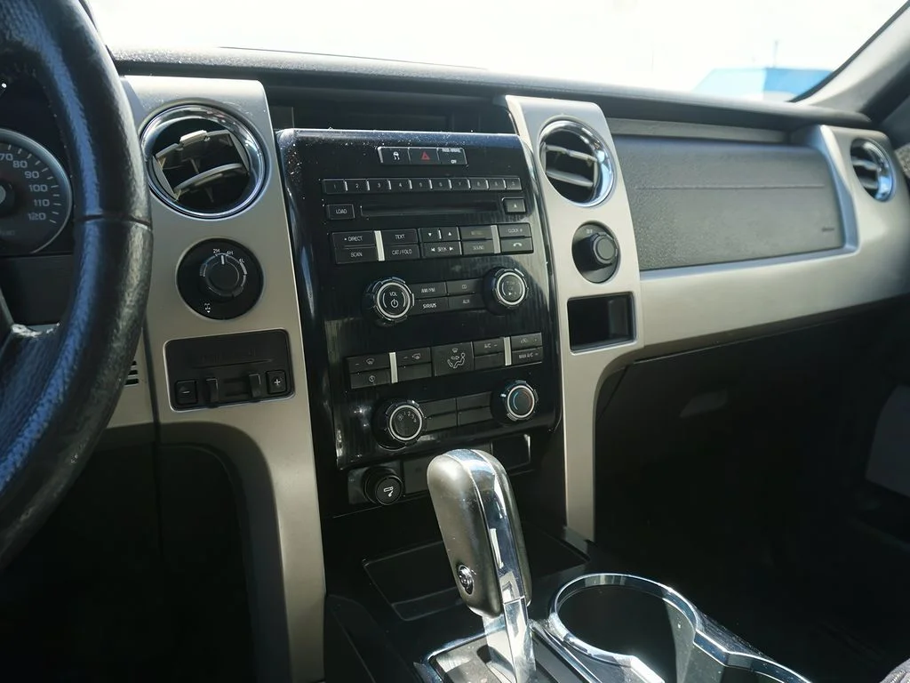2010 Ford F-150 Platinum - Photo 23