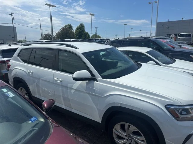 Certified 2023 Volkswagen Atlas SE w/Tech with VIN 1V2HR2CA2PC554866 for sale in Inver Grove Heights, Minnesota