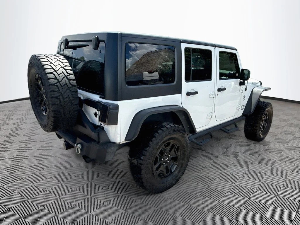 Used 2016 White Jeep Unlimited Rubicon image 6