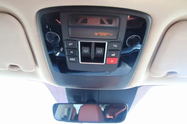 2023 Kia Carnival SX Prestige - Photo 35