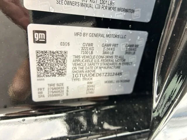 New 2026 Onyx Black GMC SLT image 31