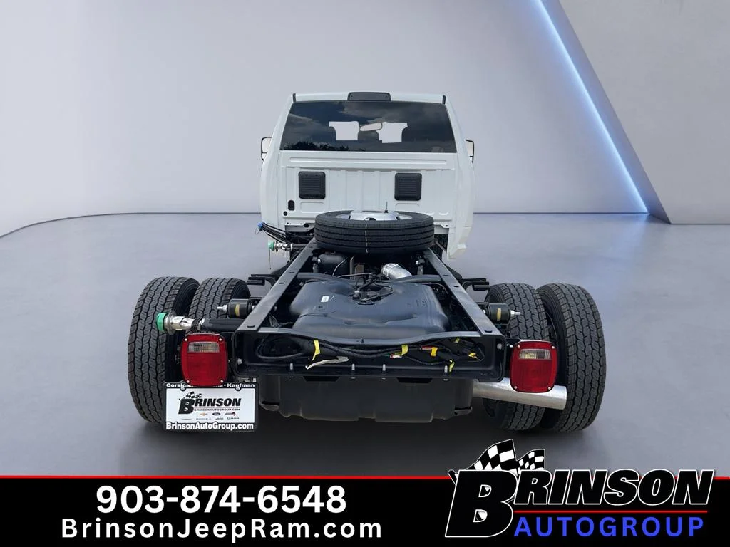 New 2026 Bright White Clearcoat Ram Tradesman image 4