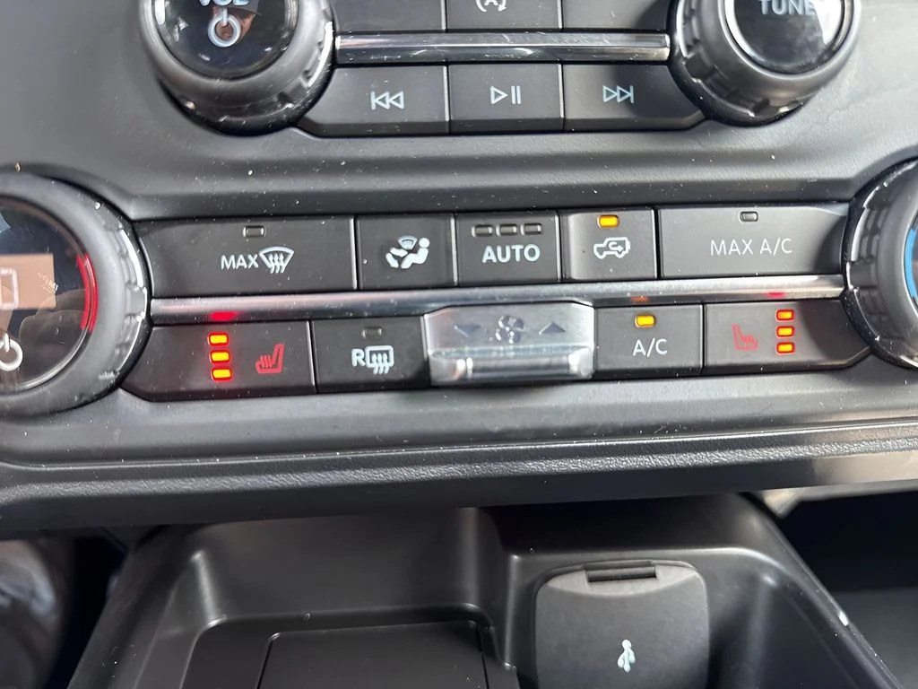 Used 2025 Black Ford Big Bend image 21