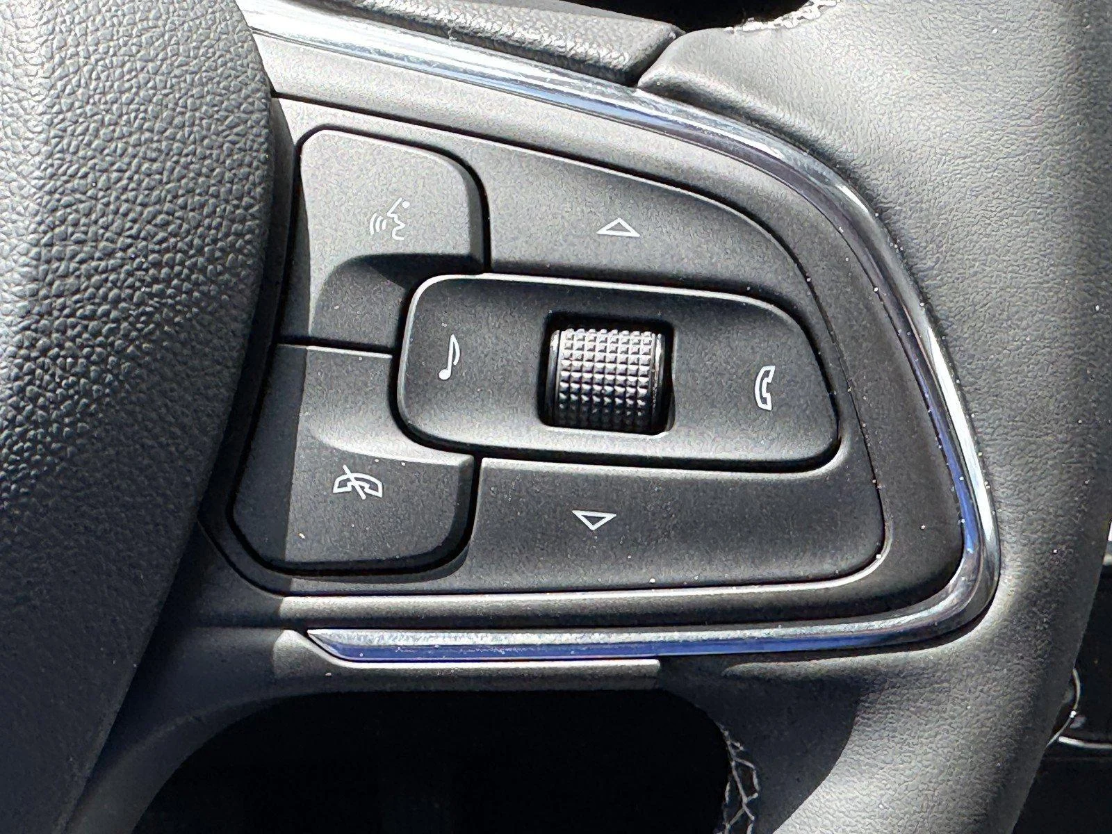 Used 2026 Ebony Twilight Metallic Buick Preferred image 22