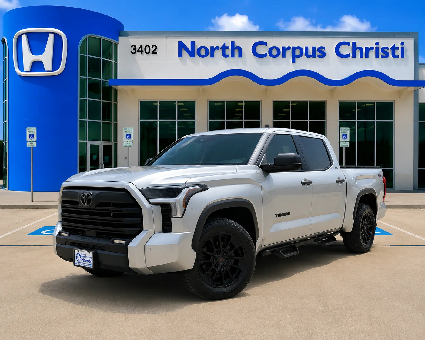 Used 2022 Silver Toyota SR5 image 1